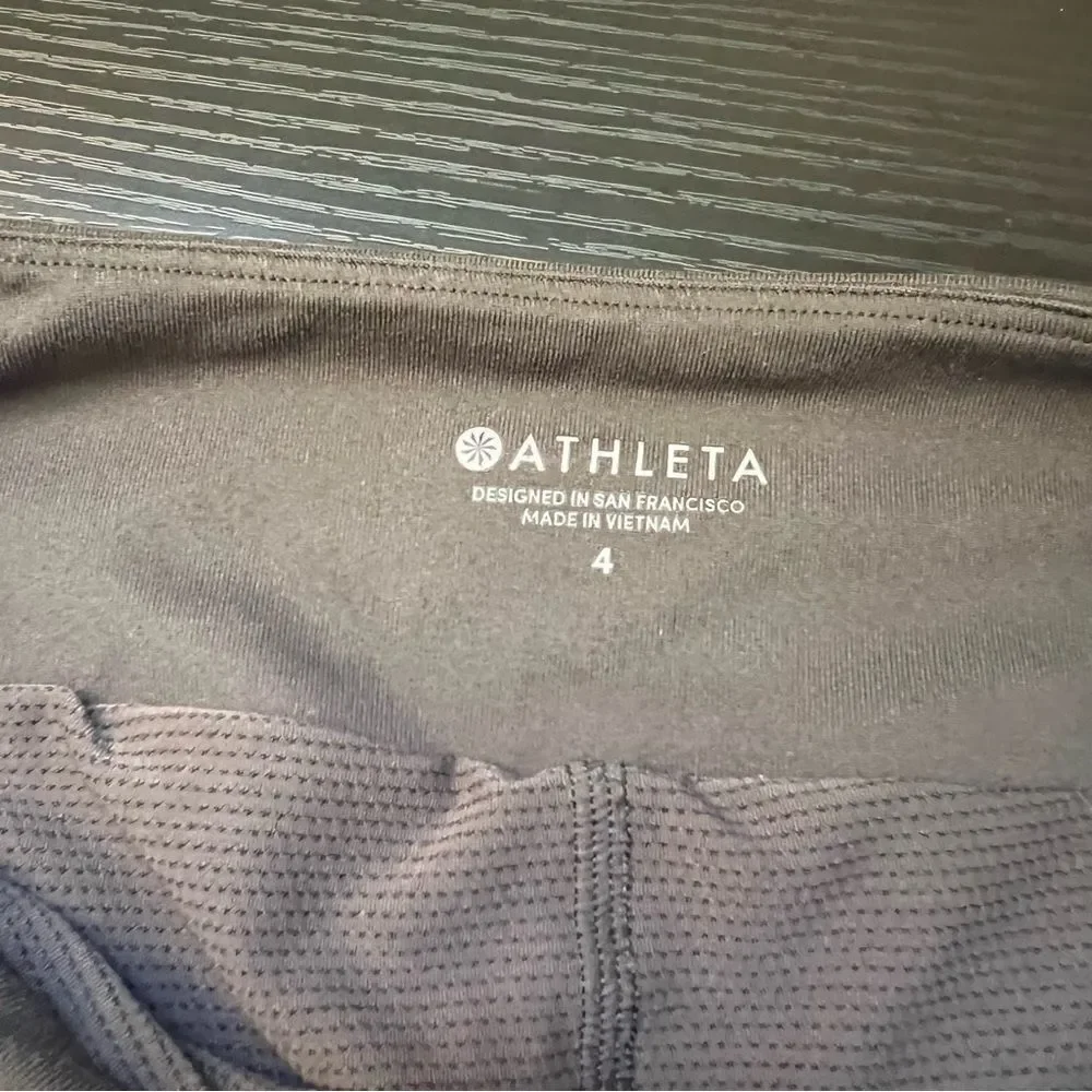 Athleta women’s dark